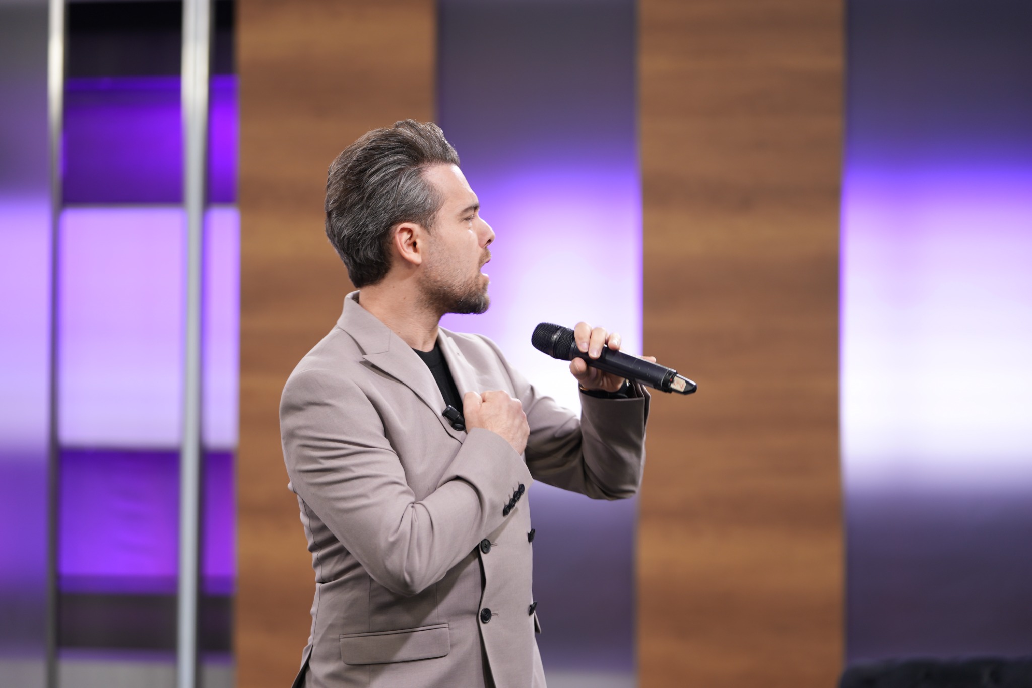 TV Stüdyo Performans